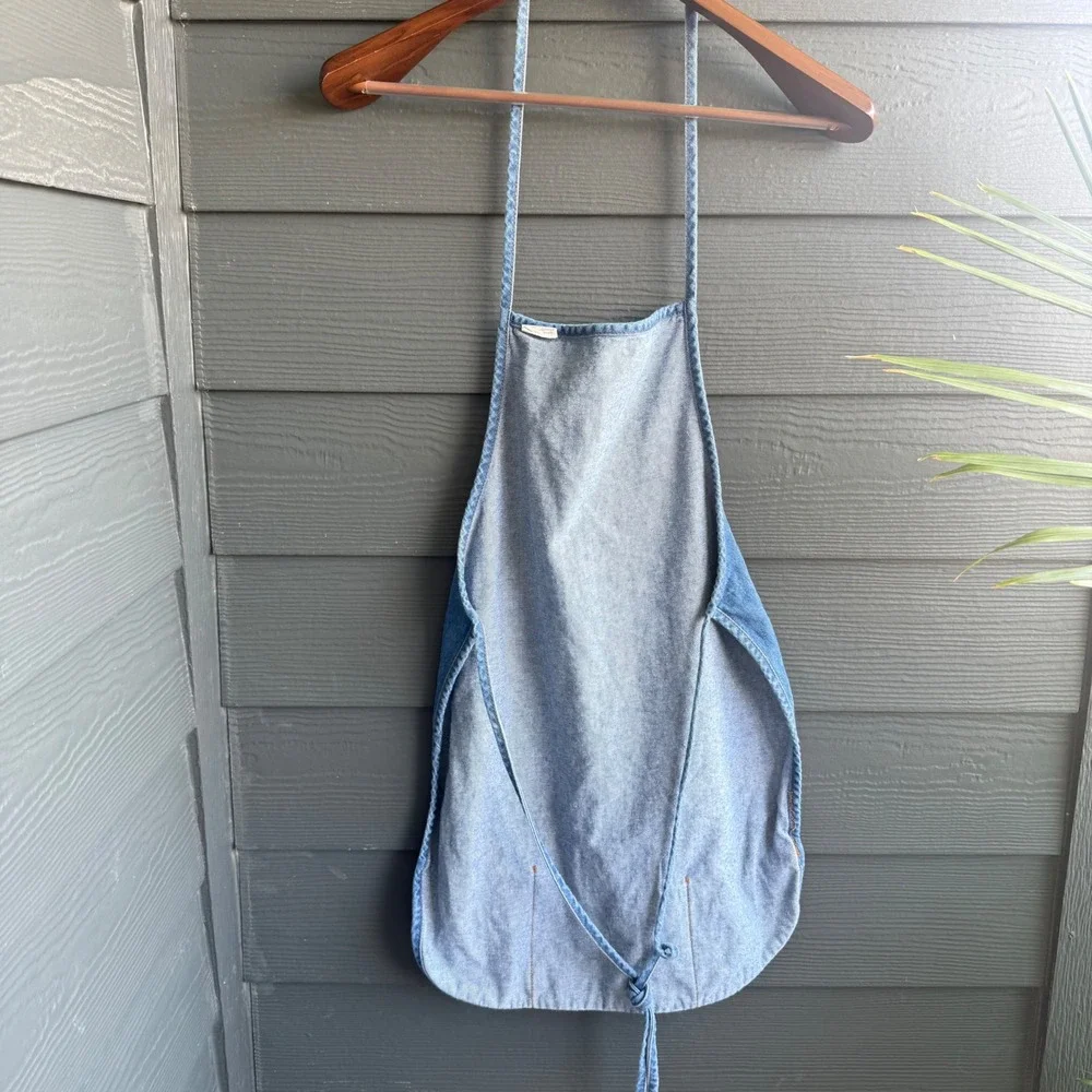 Vintage Blue Denim Bib Apron 100% Cotton 3 Pockets Gardening Crafting Kitchen